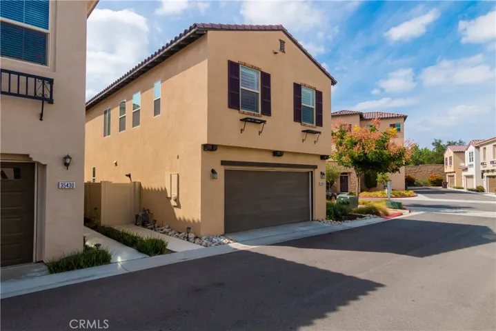 35426 Marabella Court, Winchester, California 92596