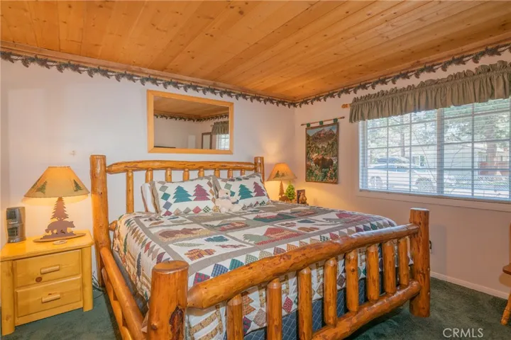 1013 Tinkerbell Avenue, Big Bear, California 92314
