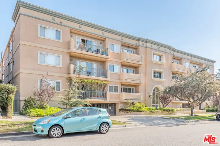 937 12th Street 108, Santa Monica, California 90403
