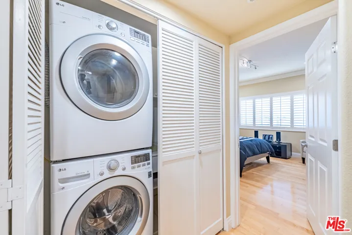 937 12th Street 108, Santa Monica, California 90403
