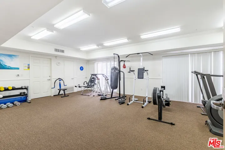 937 12th Street 108, Santa Monica, California 90403