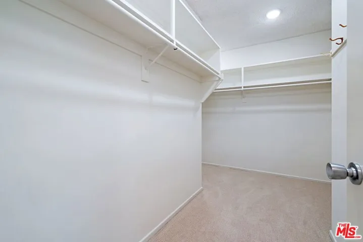 5255 W 64th Street, Los Angeles, California 90056