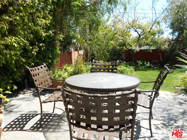 572 Muskingum Avenue, Pacific Palisades, California 90272