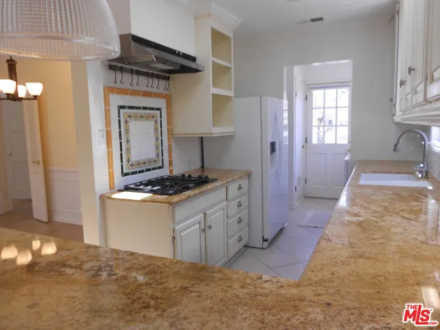 572 Muskingum Avenue, Pacific Palisades, California 90272