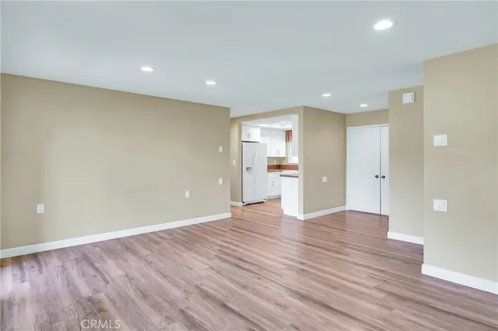 2389 Via Mariposa W 2e, Laguna Woods, California 92637