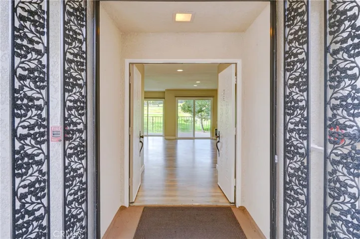 2389 Via Mariposa W 2e, Laguna Woods, California 92637
