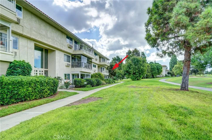2389 Via Mariposa W 2e, Laguna Woods, California 92637