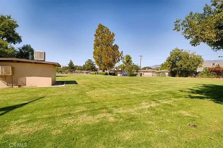 SMALL PARK BEHIND HOME