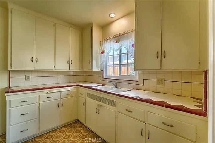 3108 Del Rey Drive, San Bernardino, California 92404