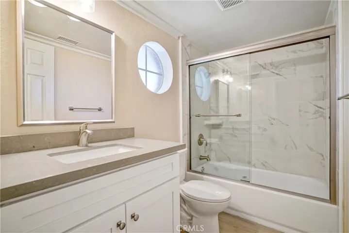Full downstairs bathroom