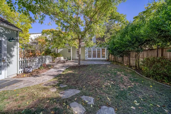 2326 Ramona Street, Palo Alto, California 94301