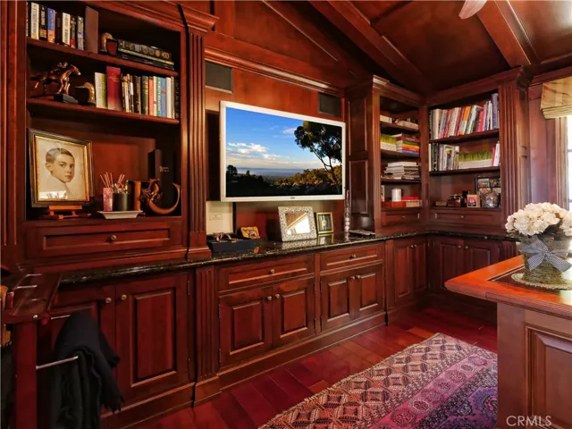 18 Bowie Road, Rolling Hills, California 90274