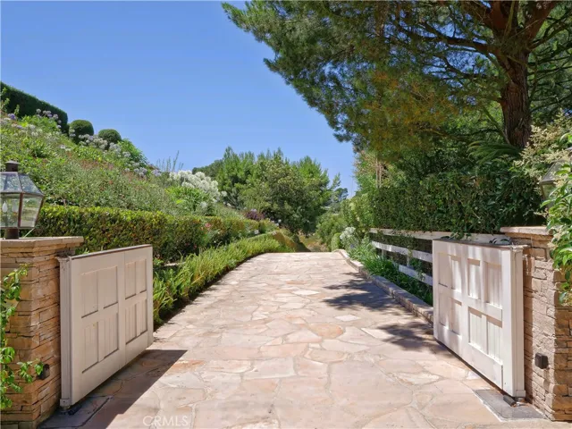 Private Gate