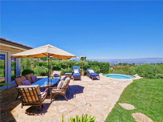 18 Bowie Road, Rolling Hills, California 90274