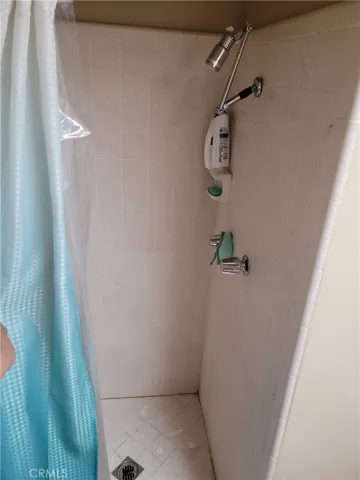 Hallway Bath 1.2
