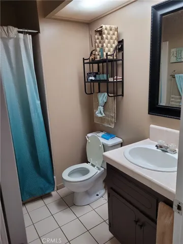 Hallway Bath 1.1