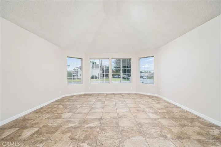 2290 Stratford Way, La Verne, California 91750