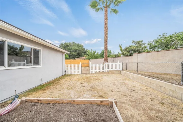 2290 Stratford Way, La Verne, California 91750