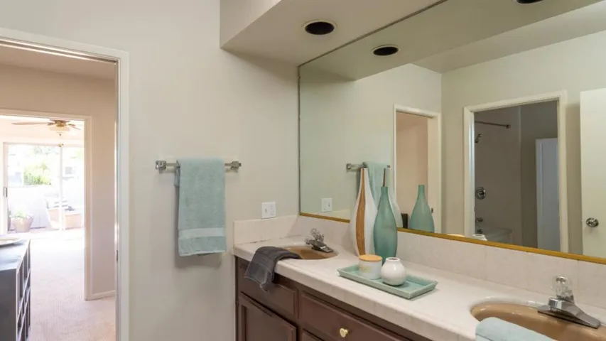 , Mountain View, California 94043