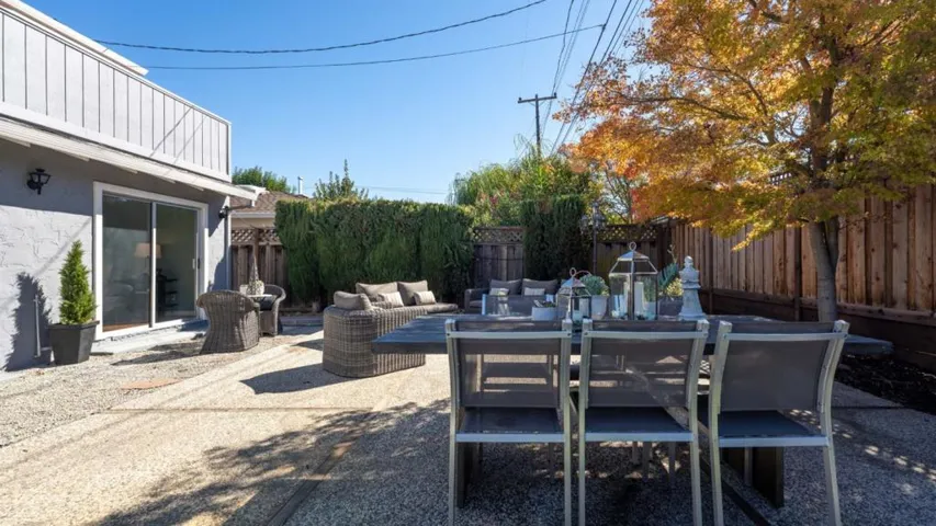 , Mountain View, California 94043