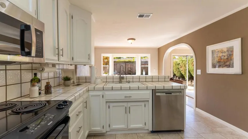 , Mountain View, California 94043