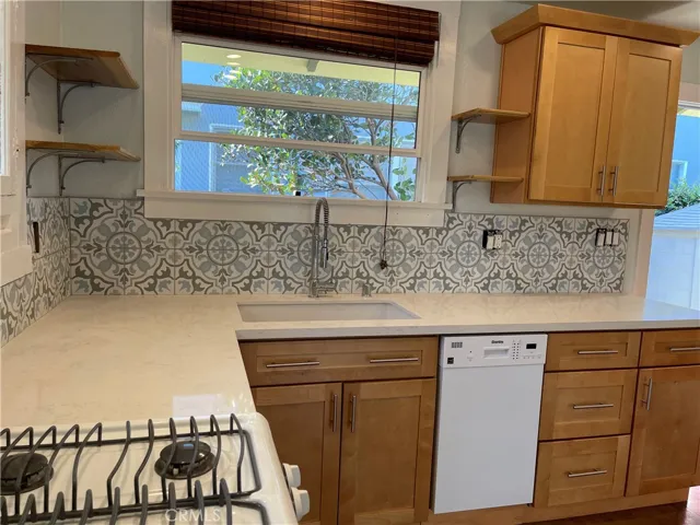 131 Falcon Ave, Long Beach, California 90802