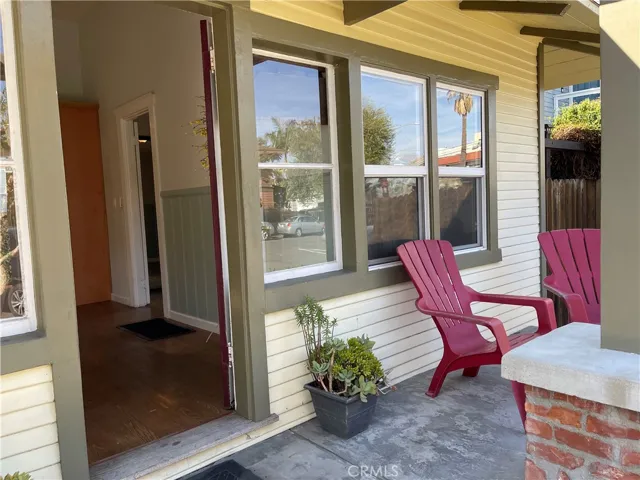 131 Falcon Ave, Long Beach, California 90802