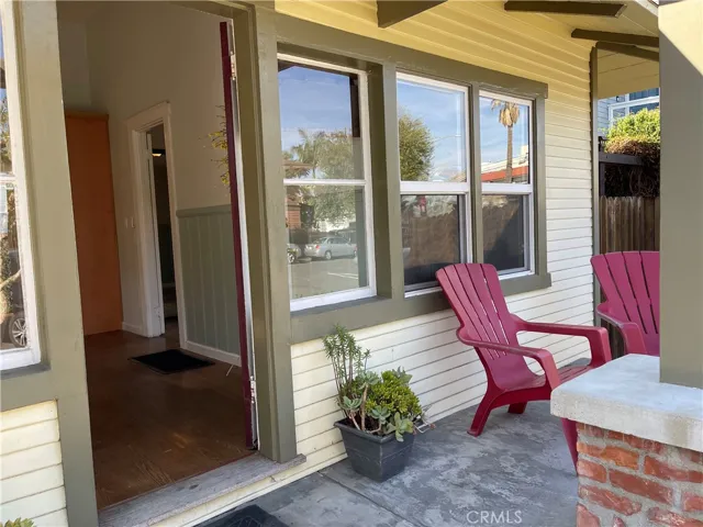 131 Falcon Ave, Long Beach, California 90802