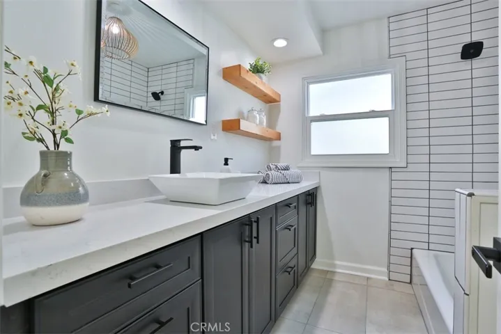 11532 Samoline Avenue, Downey, California 90241