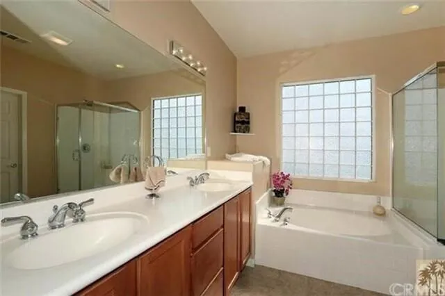 Master bath 1