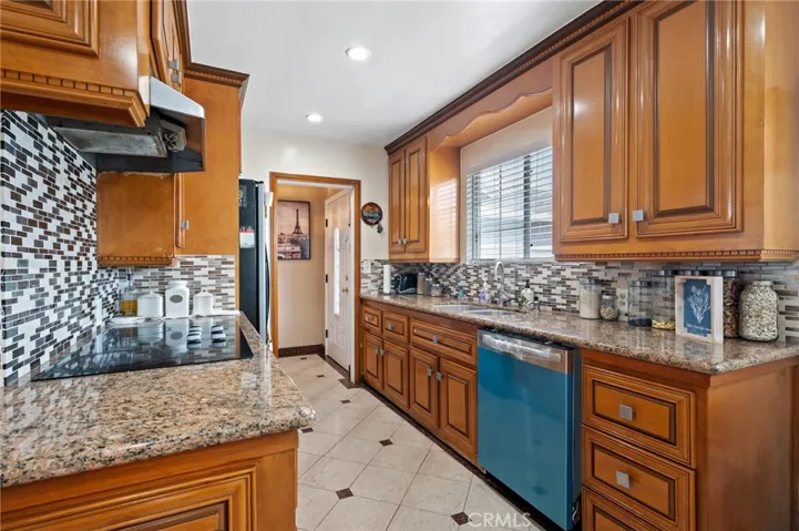 16915 Ainsworth Avenue, Torrance, California 90504