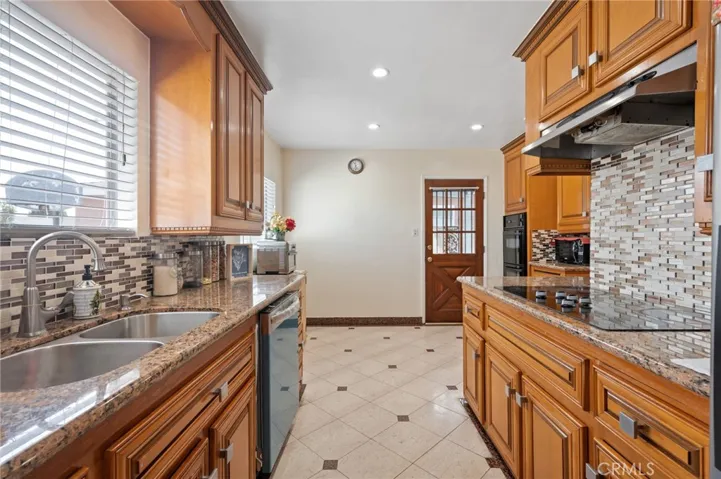 16915 Ainsworth Avenue, Torrance, California 90504