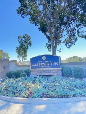 Residents are members of Mission Viejo Lake. Association.