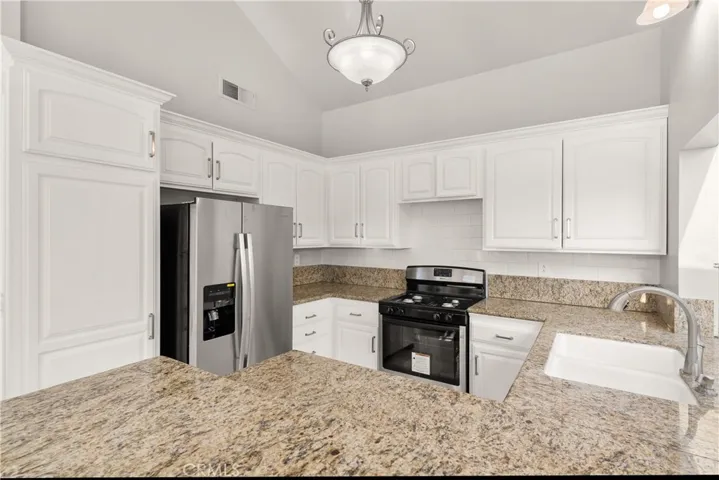 25600 Aragon Way, Yorba Linda, California 92887