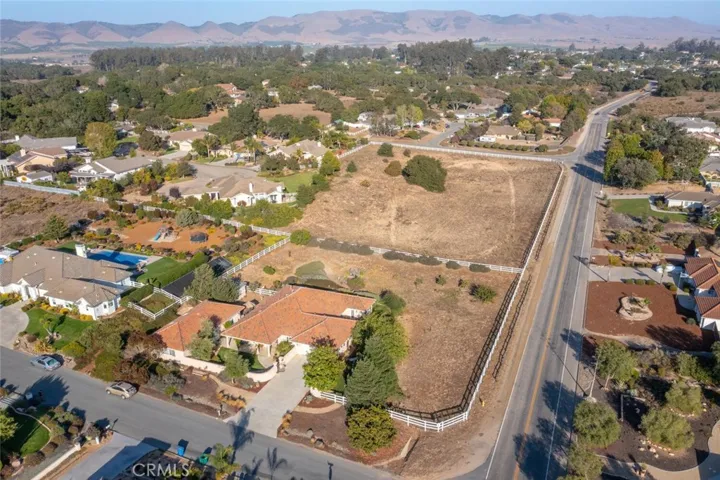 989 Sweet Gum Lane, Nipomo, California 93444
