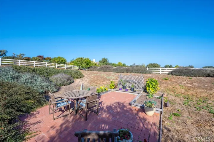989 Sweet Gum Lane, Nipomo, California 93444