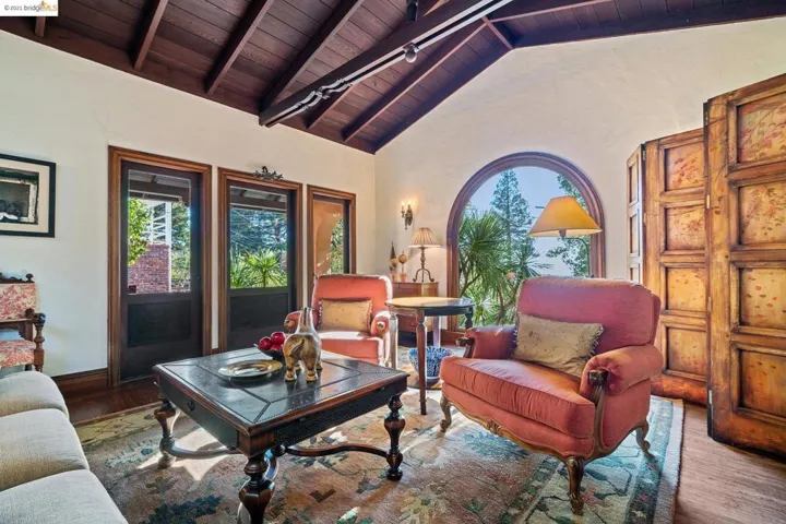 96 Ardmore Rd, None, California 94707