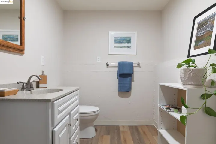 2nd permitted bath dwnstrs. Divided Throne room - half bath, plus Shower sauna is separate.