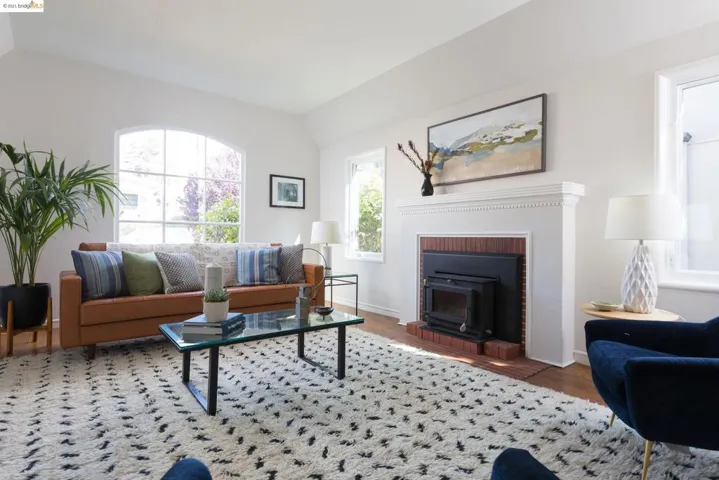 1656 Oak View Ave, None, California 94707