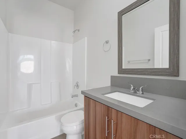1553 W Jacaranda, Rialto, California 92376