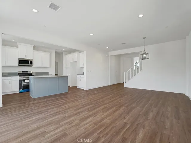 1553 W Jacaranda, Rialto, California 92376