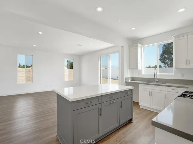 1553 W Jacaranda, Rialto, California 92376