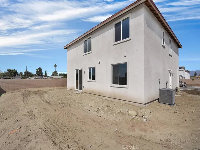 1553 W Jacaranda, Rialto, California 92376