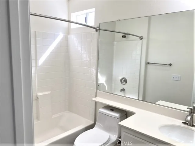 105 Tierra Plano 2, Rancho Santa Margarita, California 92688