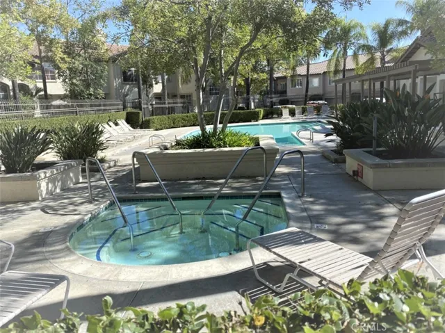 105 Tierra Plano 2, Rancho Santa Margarita, California 92688