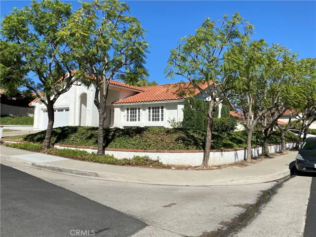 23192 Abeto, Mission Viejo, California 92691
