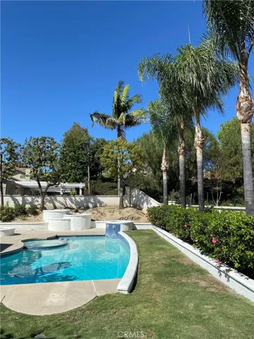 23192 Abeto, Mission Viejo, California 92691
