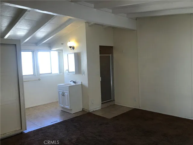 Master bath.