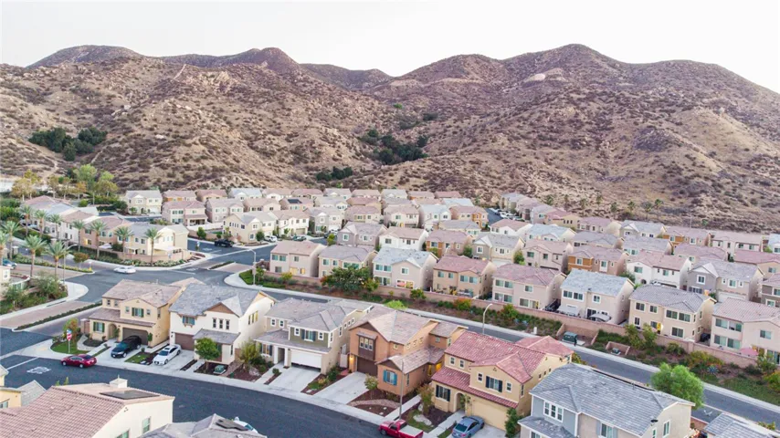 24211 Gazania Way, Lake Elsinore, California 92532