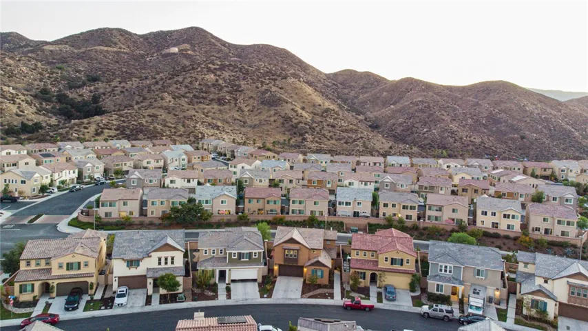 24211 Gazania Way, Lake Elsinore, California 92532